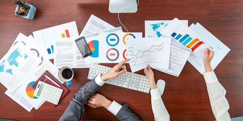 Información que tarda tres semanas en procesarse se convierte en histórica. Información que tarda tres días se convierte en accionable.