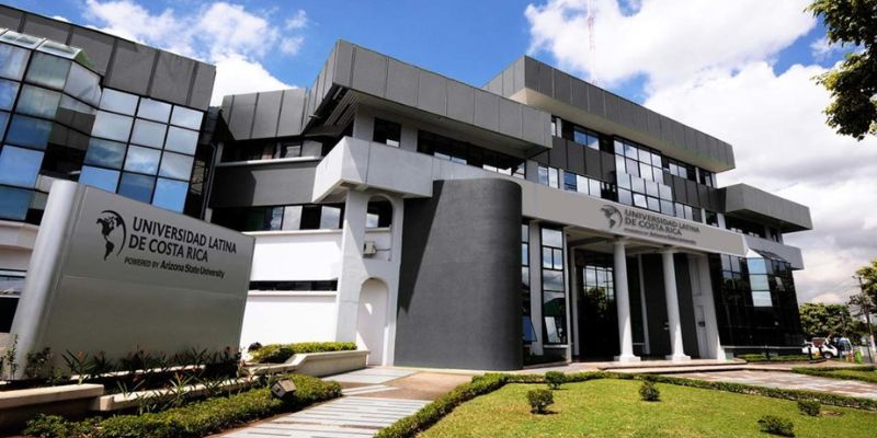 Lo que comenzó como un piloto con unos pocos docentes escépticos hoy son 60 licencias de Donut Truck completamente utilizadas y licencias activas de Mastsim en varios cursos.